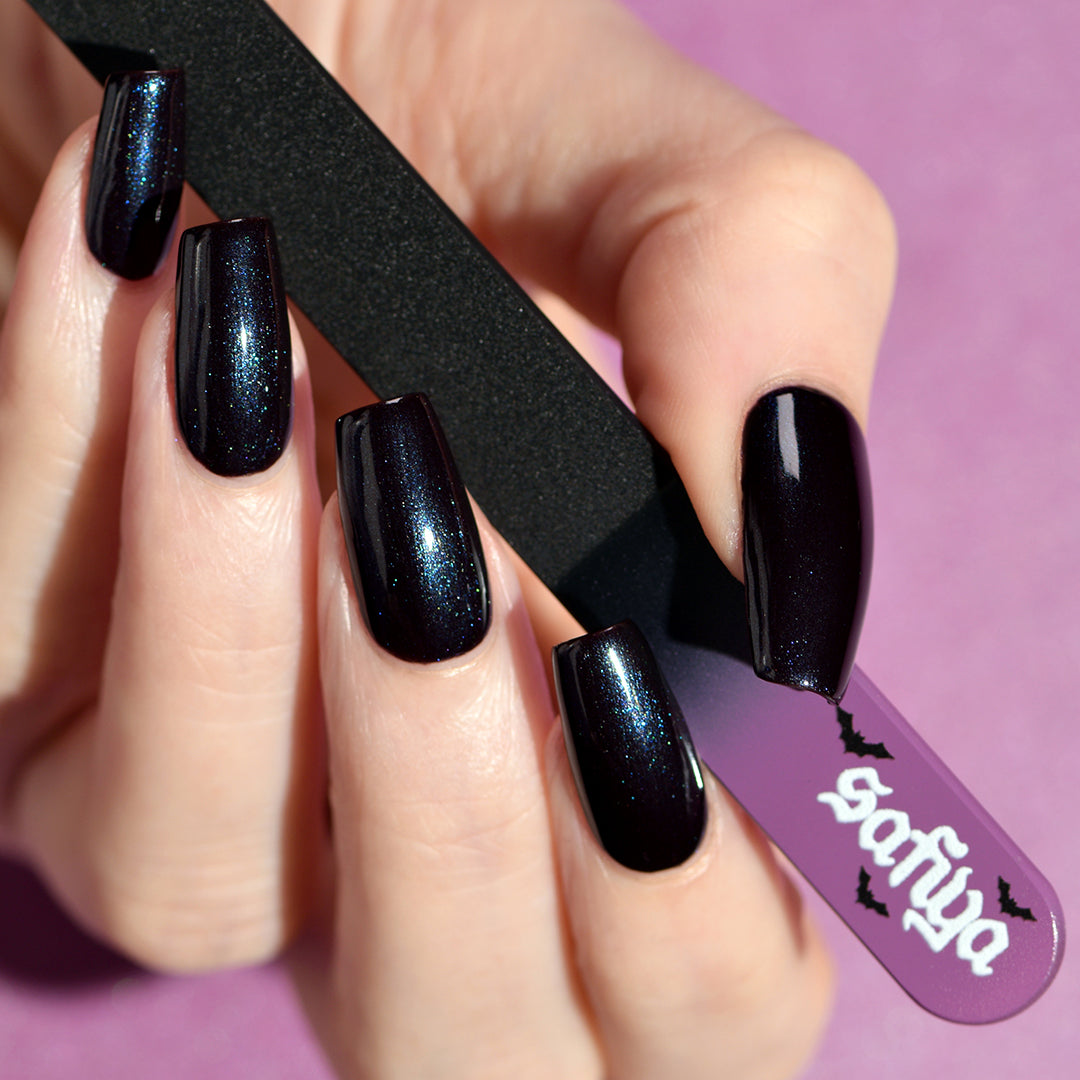 Safiya’s Black Crystal Nail File